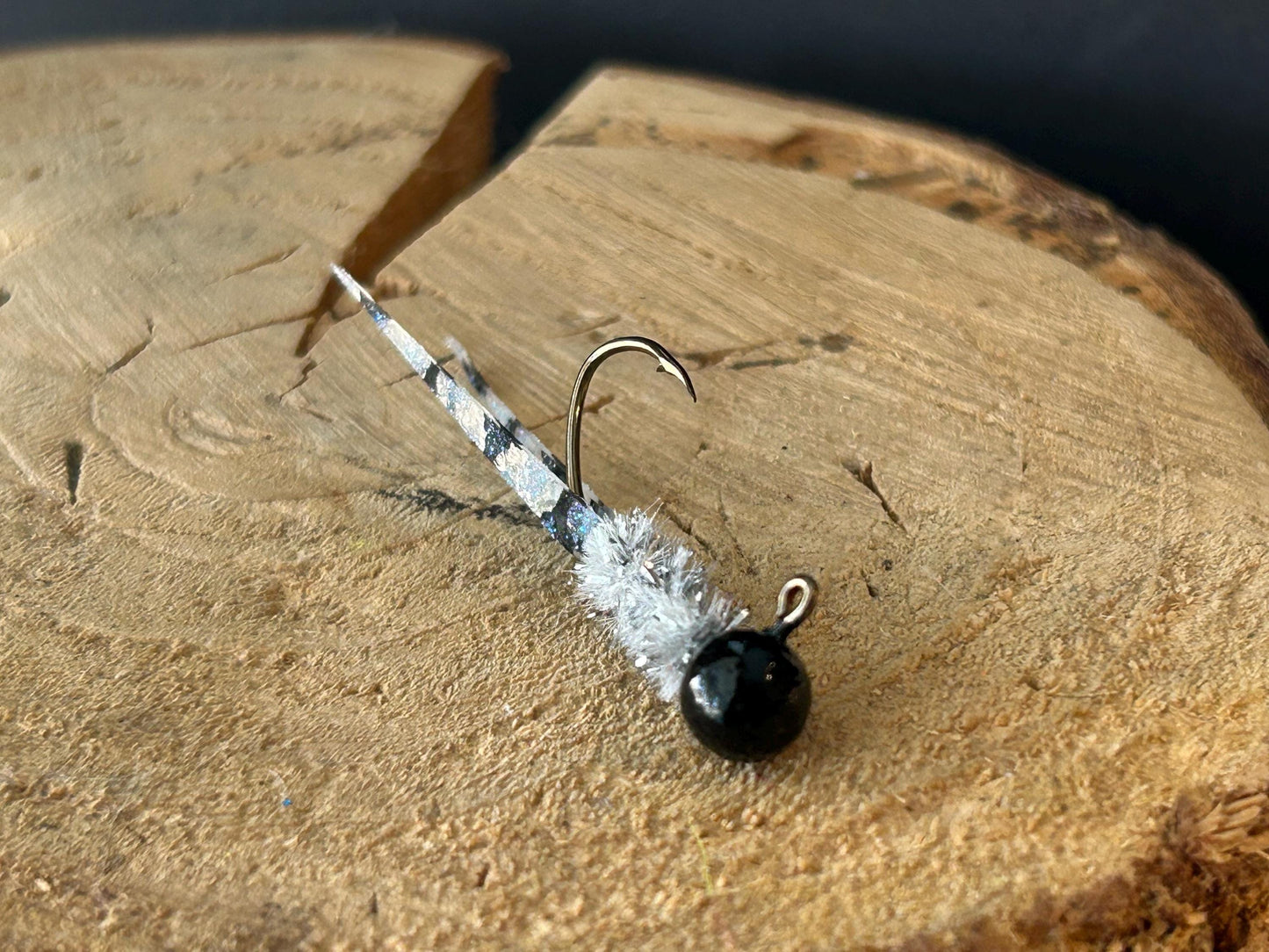 Split tail crappie jigs