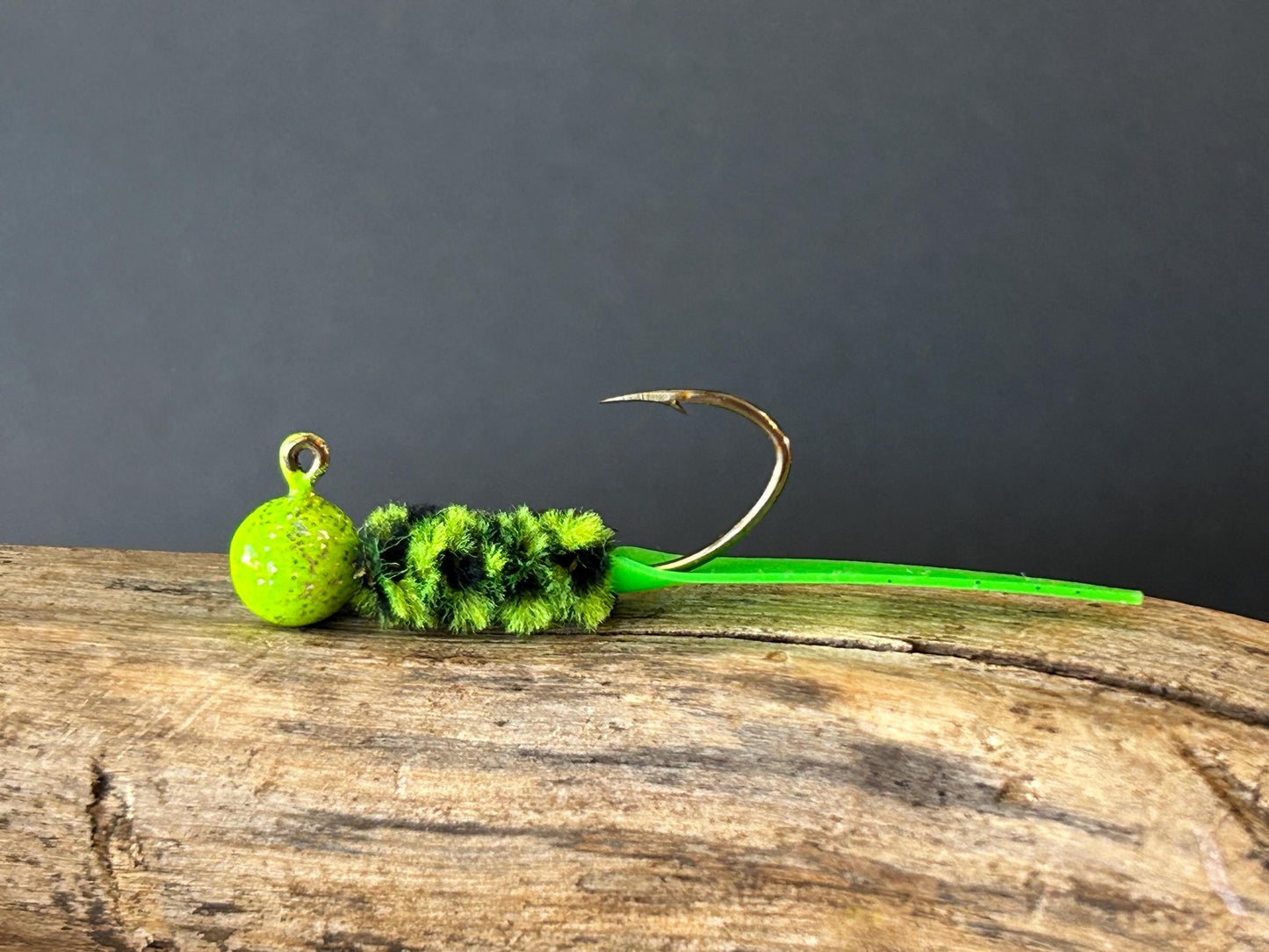 Wedge tail crappie jigs