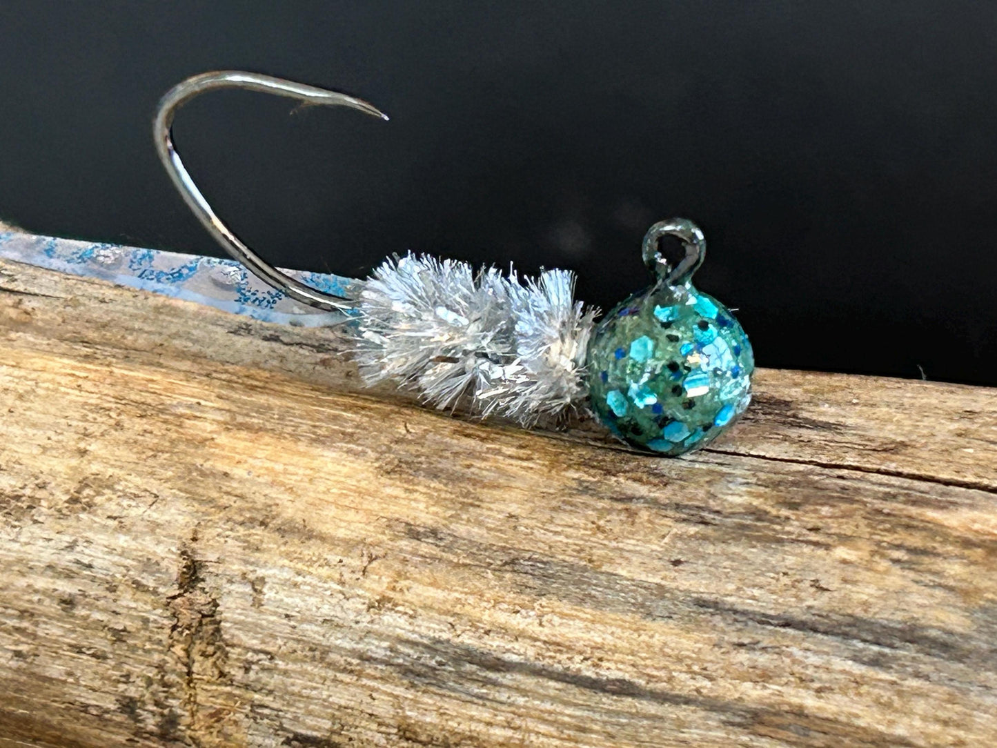 Wedge tail crappie jigs