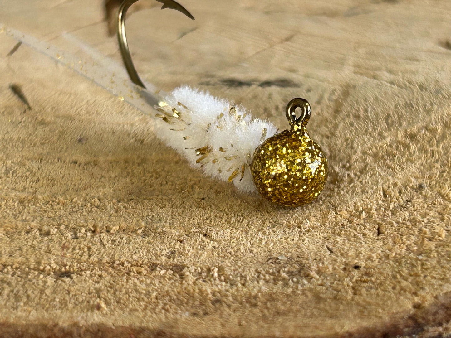 Split tail crappie jigs