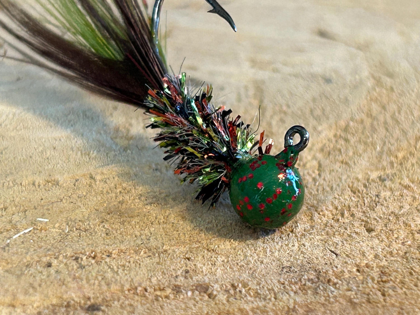 Hackle feather crappie jigs