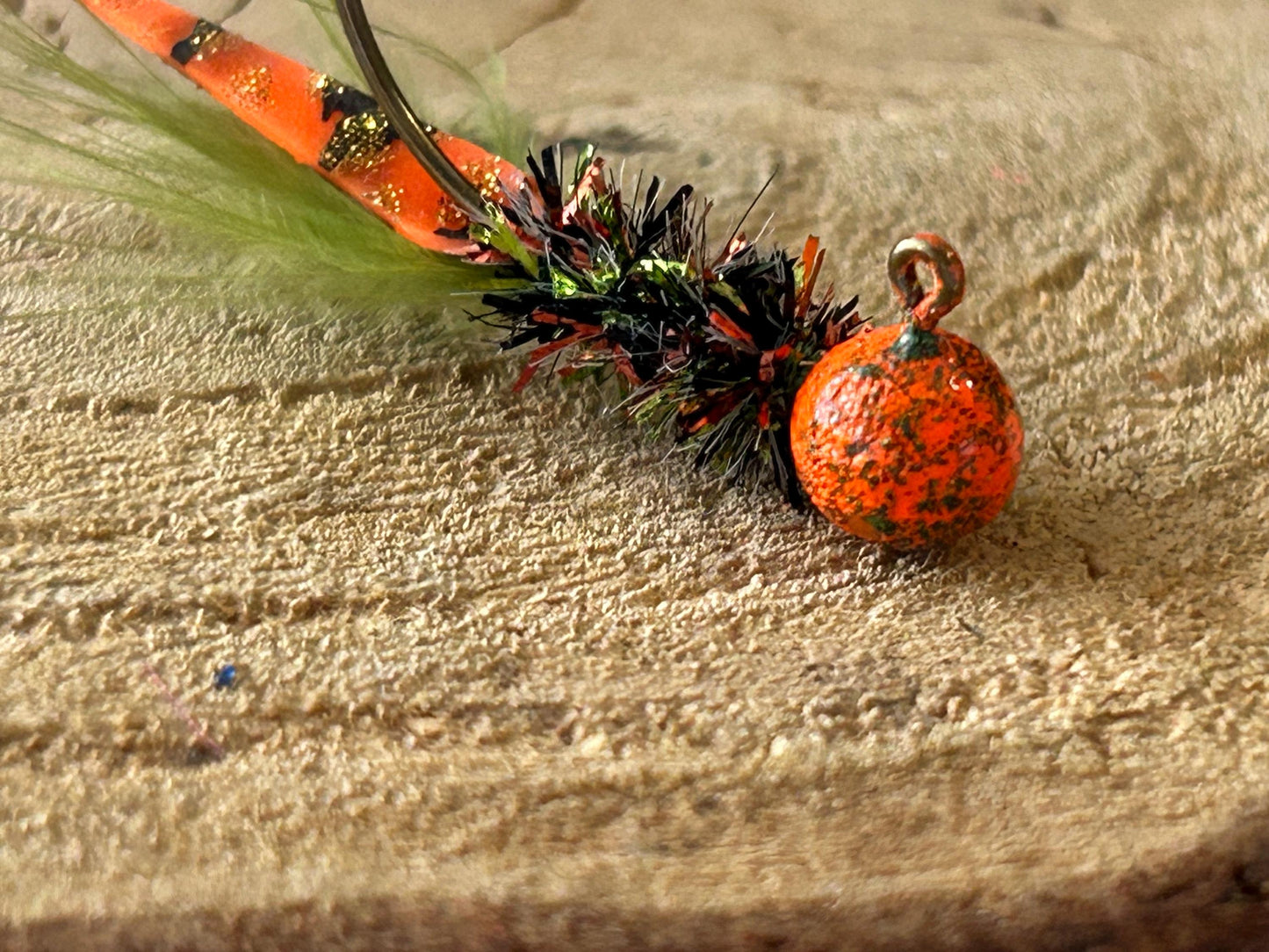 Wedge tail crappie jigs